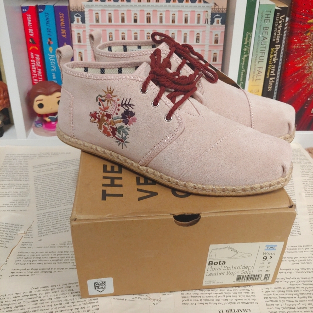 New Toms Bota Floral Embroidery Leather Rope Sole Shoe
